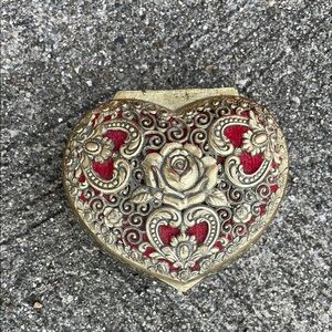 Vintage Gold toned Heart-Shaped Jewelry Box Red Lining Footed Roses Trinket Dish